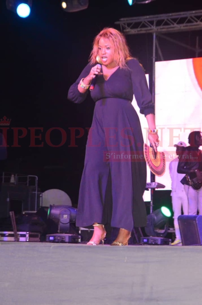 28emeFIDAK: L'artiste Biacha signe un retour explosif et illumine la foire de Dakar 28emeFIDAK: L'artiste Biacha signe un retour explosif et illumine la foire de Dakar