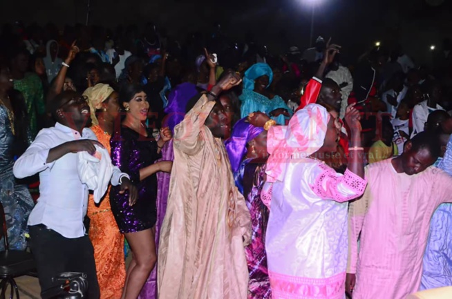 Linguére: La lionne de la musique une TITI dynamique démontre encore sa force chez les linguerois. Linguére: La lionne de la musique une TITI dynamique démontre encore sa force chez les linguerois.