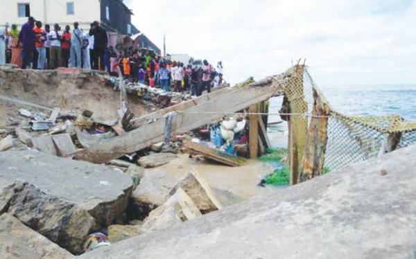 Gestion des ressources halieutiques: La « Radio du littoral » lancée, promeut la pêche Gestion des ressources halieutiques: La « Radio du littoral » lancée, promeut la pêche