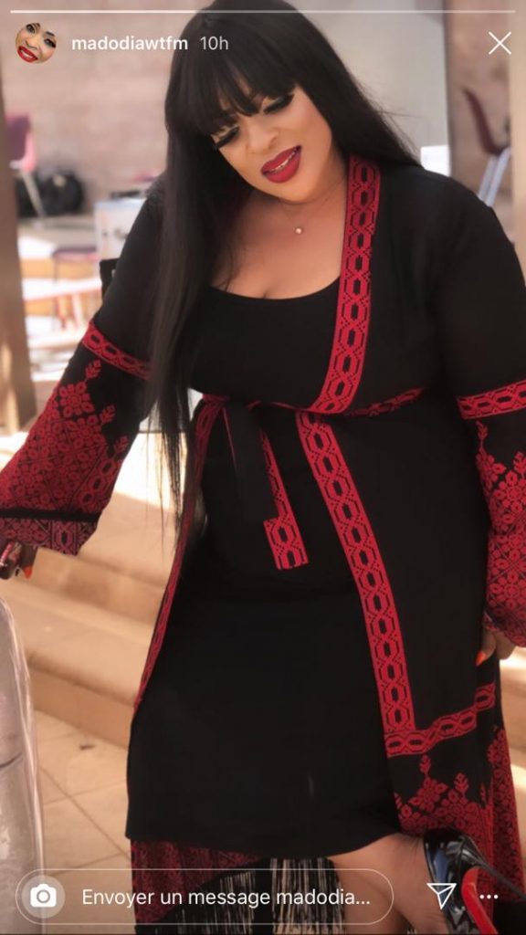 Les nouvelles clichés de Mado Diaw, Toute heureuse, en bonne forme Les nouvelles clichés de Mado Diaw, Toute heureuse, en bonne forme