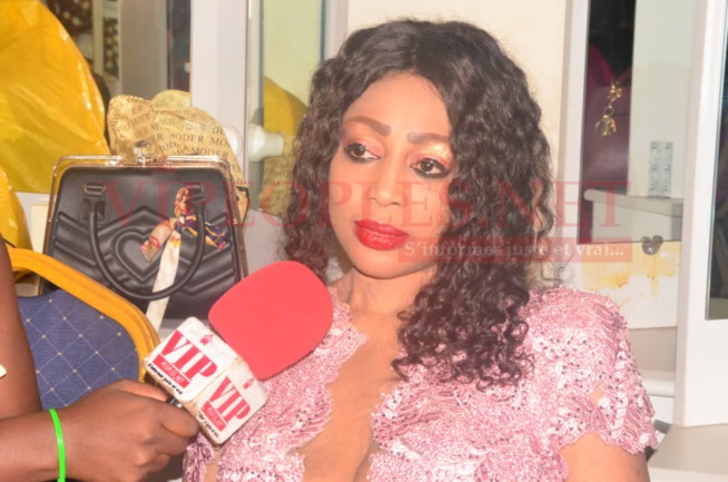 70 PHOTOS GRAND THEATRE: Les différentes "SANGNE SÉ" du public de El hadj Keita, le Neymar de la musique qui vient de marquer ses empreintes. 70 PHOTOS GRAND THEATRE: Les différentes "SANGNE SÉ" du public de El hadj Keita, le Neymar de la musique qui vient de marquer ses empreintes.