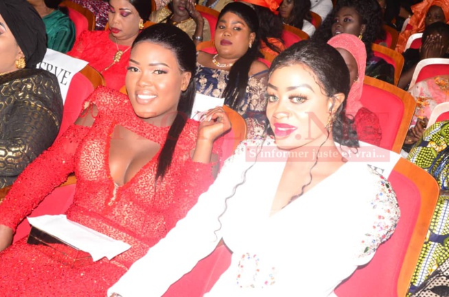 100 IMAGES GRAND THEATRE 10 ANS DE SPECTACLES: Adji Ouza vient de battre le record 2019 du jamais vu regardez
