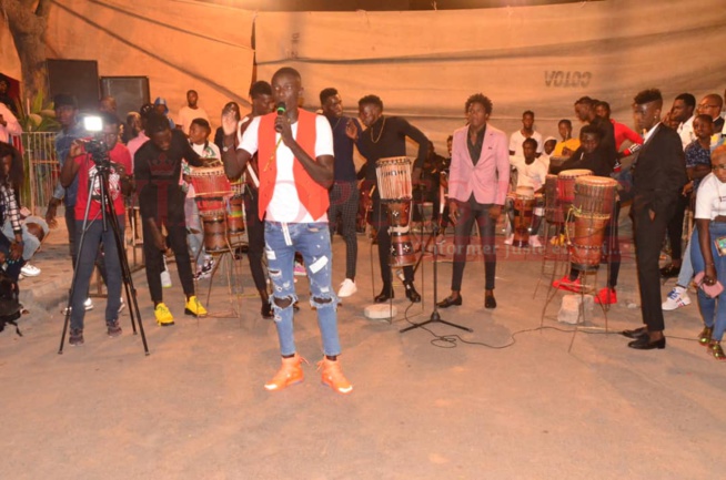 Les images inédits du "Sabar de SING SING JUNIOR" à vous couper le souffle. Les images inédits du "Sabar de SING SING JUNIOR" à vous couper le souffle.