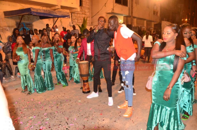 Les images inédits du "Sabar de SING SING JUNIOR" à vous couper le souffle. Les images inédits du "Sabar de SING SING JUNIOR" à vous couper le souffle.