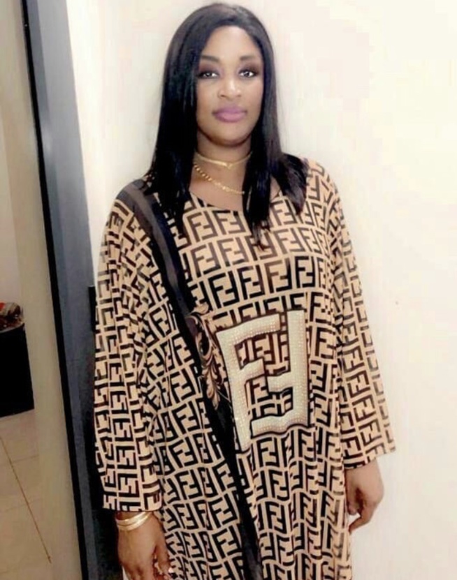 Titi, une femme avec une beauté incontestable Titi, une femme avec une beauté incontestable