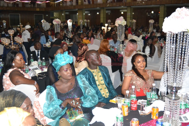 FIN D'ANNÉE: Regardez comment Viviane Chidid a séduit l'amicale des femmes de la diaspora Gambienne au Pench Mi Hall FIN D'ANNÉE: Regardez comment Viviane Chidid a séduit l'amicale des femmes de la diaspora Gambienne au Pench Mi Hall