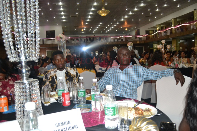 FIN D'ANNÉE: Regardez comment Viviane Chidid a séduit l'amicale des femmes de la diaspora Gambienne au Pench Mi Hall FIN D'ANNÉE: Regardez comment Viviane Chidid a séduit l'amicale des femmes de la diaspora Gambienne au Pench Mi Hall