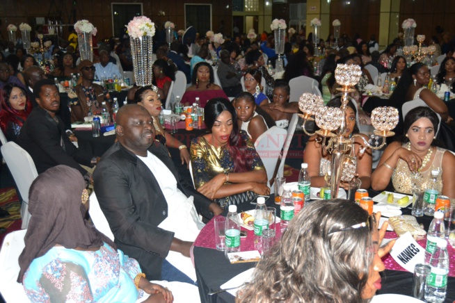 FIN D'ANNÉE: Regardez comment Viviane Chidid a séduit l'amicale des femmes de la diaspora Gambienne au Pench Mi Hall FIN D'ANNÉE: Regardez comment Viviane Chidid a séduit l'amicale des femmes de la diaspora Gambienne au Pench Mi Hall