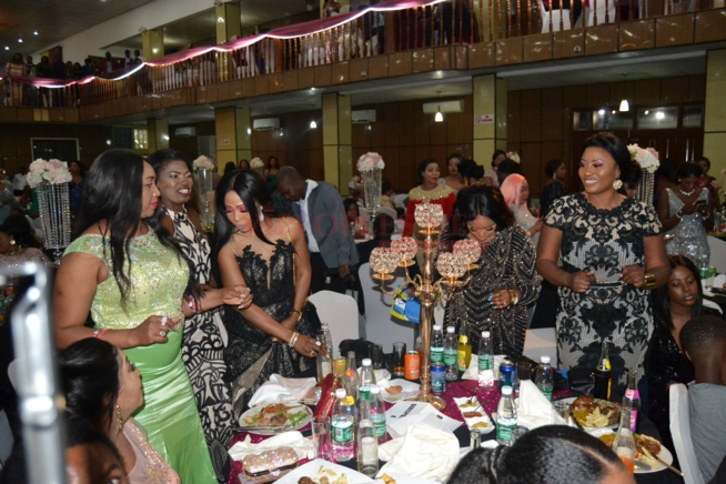 Les images de la soirée de gala de Viviane Chidid hot et sexy avec l'amicale des femmes de la diaspora Gambienne.