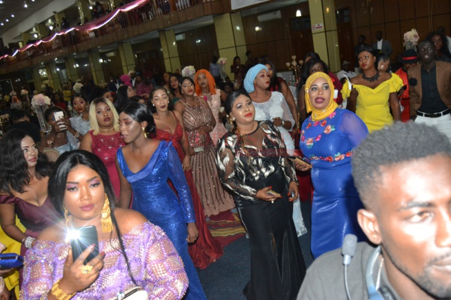 Les images de la soirée de gala de Viviane Chidid hot et sexy avec l'amicale des femmes de la diaspora Gambienne. Les images de la soirée de gala de Viviane Chidid hot et sexy avec l'amicale des femmes de la diaspora Gambienne.