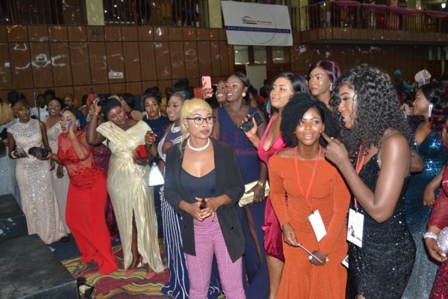 Les images de la soirée de gala de Viviane Chidid hot et sexy avec l'amicale des femmes de la diaspora Gambienne.