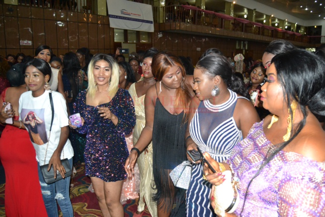 Les images de la soirée de gala de Viviane Chidid hot et sexy avec l'amicale des femmes de la diaspora Gambienne.
