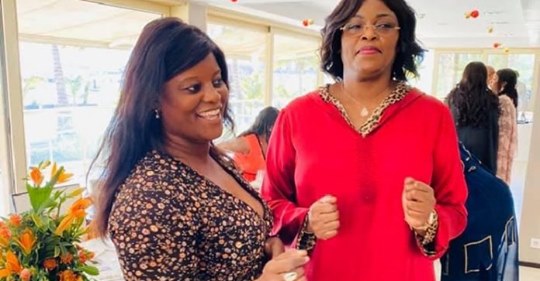 31 Décembre : Marème Faye Sall s’éclate au son de Youssou Ndour (photos) 31 Décembre : Marème Faye Sall s’éclate au son de Youssou Ndour (photos)