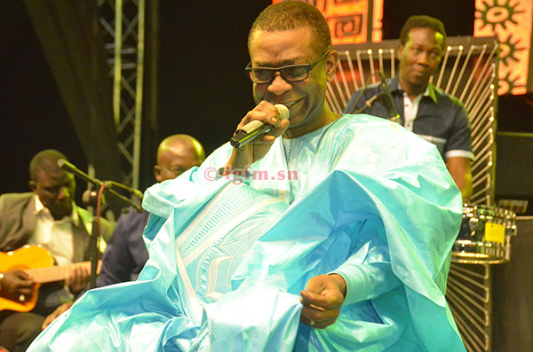 VIDEO - Grand Bal 2020 à Mbour: Youssou Ndour rend hommage à Doudou Seck « Yaye Katy »