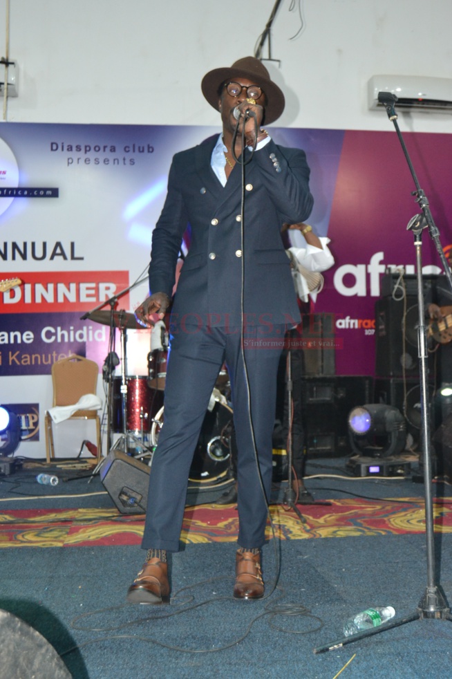 VIDÉO: 1 ER JANVIER, Sidy Samb signe un retour explosif en Gambie après 4 mois d'absence sur la scène musicale VIDÉO: 1 ER JANVIER, Sidy Samb signe un retour explosif en Gambie après 4 mois d'absence sur la scène musicale