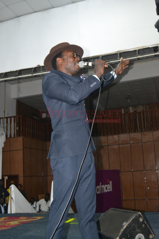 VIDÉO: 1 ER JANVIER, Sidy Samb signe un retour explosif en Gambie après 4 mois d'absence sur la scène musicale VIDÉO: 1 ER JANVIER, Sidy Samb signe un retour explosif en Gambie après 4 mois d'absence sur la scène musicale