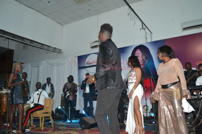 195 IMAGES: Comment les Gambiens ont accueillis Viviane Chidid dans sa tenue ultra sexy by Colé Faye Cobra Beauty Hair Shop