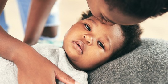 Rhune chez l'enfant: Comment différencier toux grasse et toux sèche ? Rhune chez l'enfant: Comment différencier toux grasse et toux sèche ?