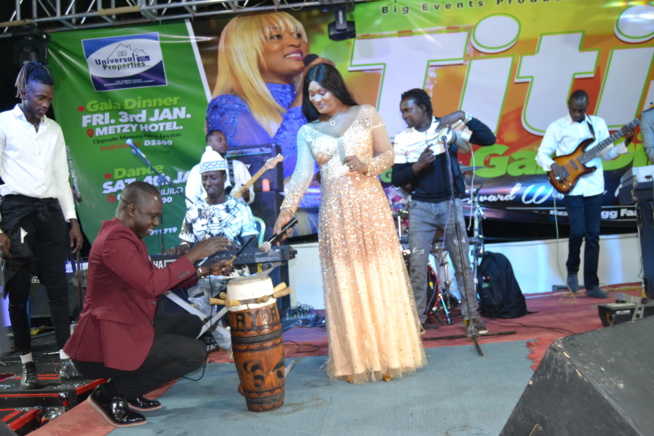 VIDÉO: Titi la lionne de la musique réussit un show magique au Metzy Hotel de la Gambie ce vendredi feat Sidy Samb. Regardez