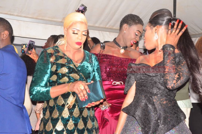 Grand Bal de YOUSSOU NDOUR : Les plus belles filles de DAKAR étaient au rendez-vous. Regardez.