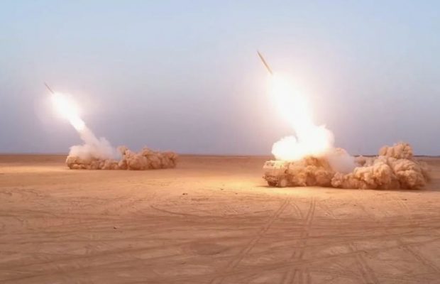 L’Iran tire une douzaine de missiles sur deux bases abritant des Américains L’Iran tire une douzaine de missiles sur deux bases abritant des Américains