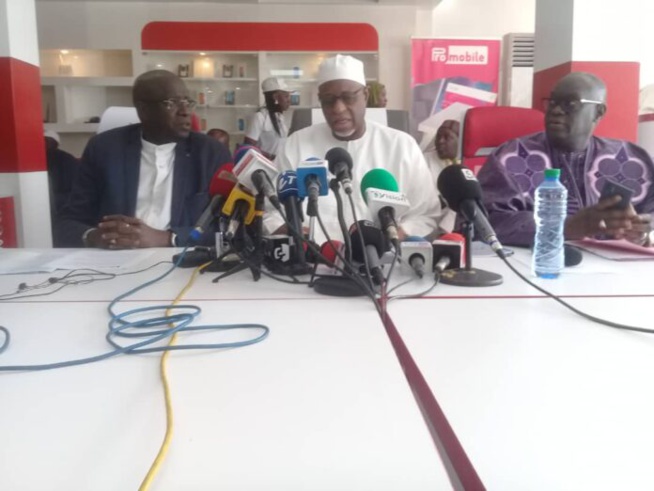 Téléphonie mobile : "Promobil" de Mbackiou Faye annonce une plainte contre Free Téléphonie mobile : "Promobil" de Mbackiou Faye annonce une plainte contre Free