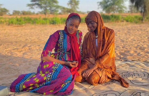 Mode vendredi: Sokhna Mai Mbacke, fille de Serigne Abdou Karim rayonnante en tenue traditionnelle