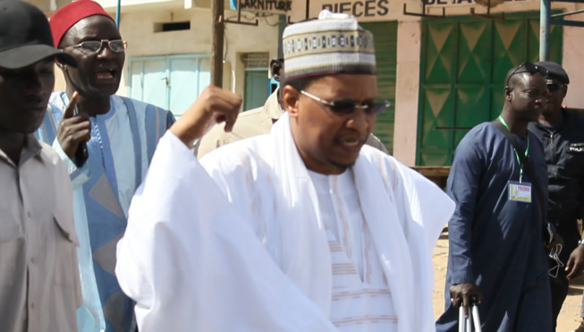 Louga Ziarra Omarienne 2020 : le fils du Khalife facilite le rapprochement entre Moustapha DIOP et Mamour DIALLO