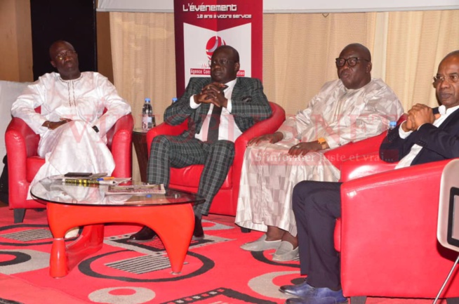 L'intégralité des images de la 11eme anniversaire de Rewmi quotidien du Pdt Mbagnick Diop qui désigne Me Moussa Sarr Homme de l'année.