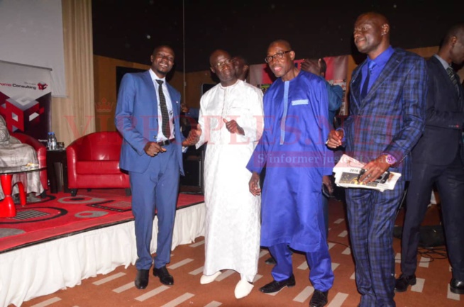L'intégralité des images de la 11eme anniversaire de Rewmi quotidien du Pdt Mbagnick Diop qui désigne Me Moussa Sarr Homme de l'année.