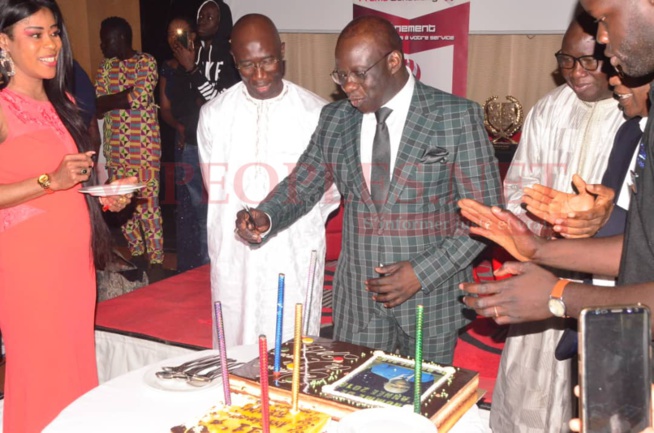 L'intégralité des images de la 11eme anniversaire de Rewmi quotidien du Pdt Mbagnick Diop qui désigne Me Moussa Sarr Homme de l'année.