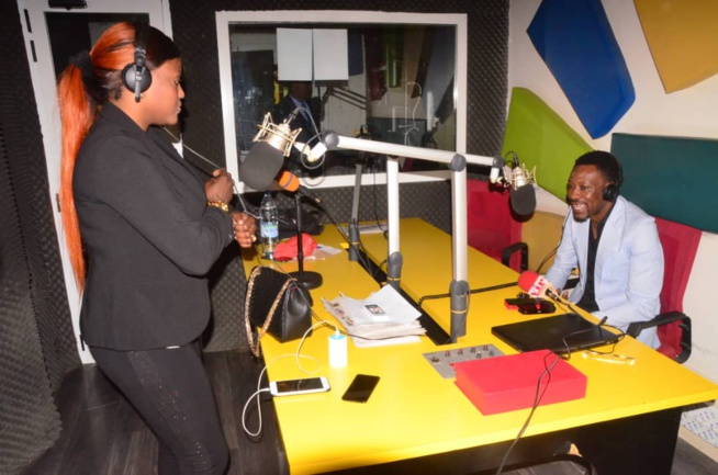 Homme de l'année 2019: VIPEOPLES.NET décerne le titre de meilleur animateur à Cheikh Sarr de la Radio Zik FM Homme de l'année 2019: VIPEOPLES.NET décerne le titre de meilleur animateur à Cheikh Sarr de la Radio Zik FM