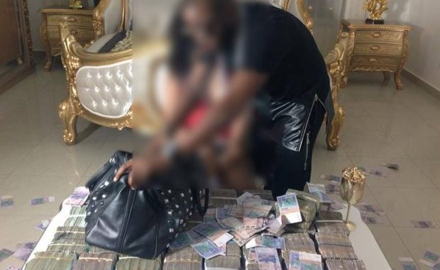 Elle voulait fructifier son commerce, une commerçante se fait plumer 1 million par un charlatan Elle voulait fructifier son commerce, une commerçante se fait plumer 1 million par un charlatan