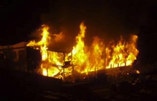 Incendie à Pikine Icotaf : Une maison envahie par des flammes Incendie à Pikine Icotaf : Une maison envahie par des flammes