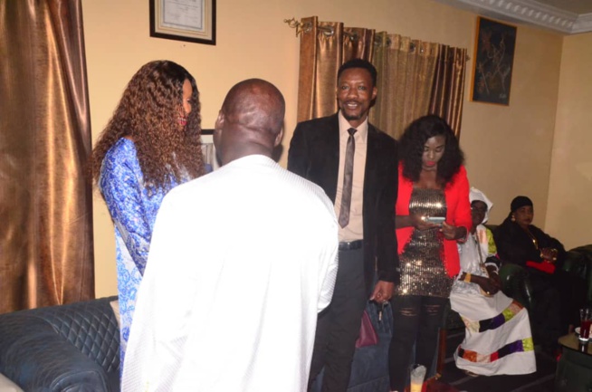 VIPEOPLES décerne le trophée de l'homme de l'année 2019 au président Mbagnick Diop du MEDS. CATEGORIE HOMME D'AFFAIRES