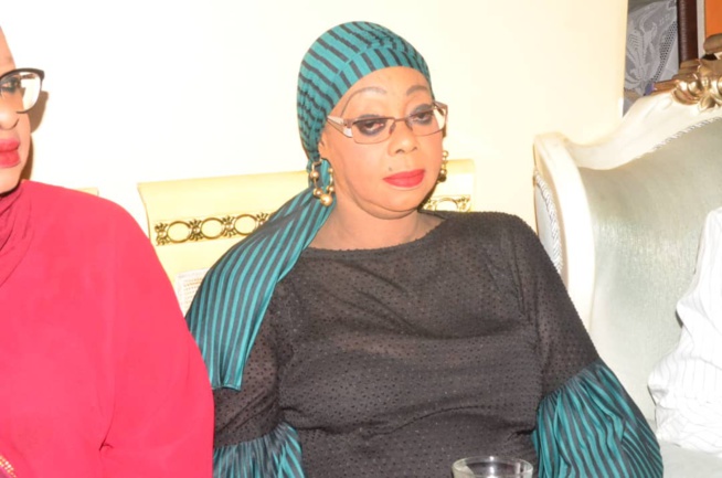 VIPEOPLES décerne le trophée de l'homme de l'année 2019 au président Mbagnick Diop du MEDS. CATEGORIE HOMME D'AFFAIRES VIPEOPLES décerne le trophée de l'homme de l'année 2019 au président Mbagnick Diop du MEDS. CATEGORIE HOMME D'AFFAIRES