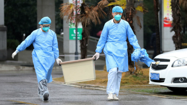 Coronavirus: la Chine confine des villes et ferme la Cité interdite Coronavirus: la Chine confine des villes et ferme la Cité interdite
