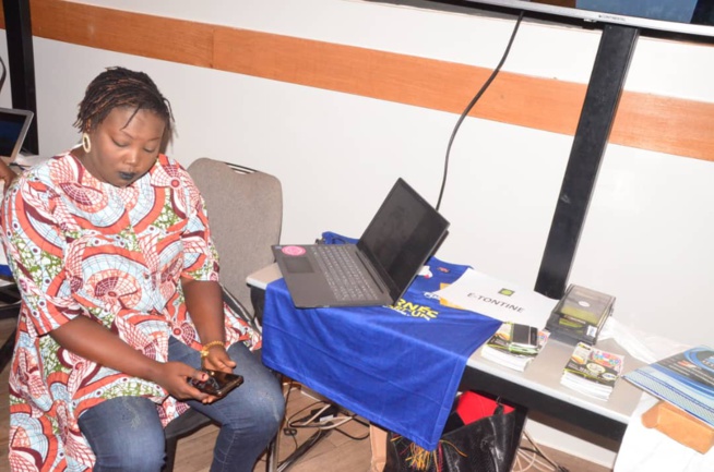 En direct Pullman: FDSUT lance la journée des START-UPS, expositions des participants. En direct Pullman: FDSUT lance la journée des START-UPS, expositions des participants.