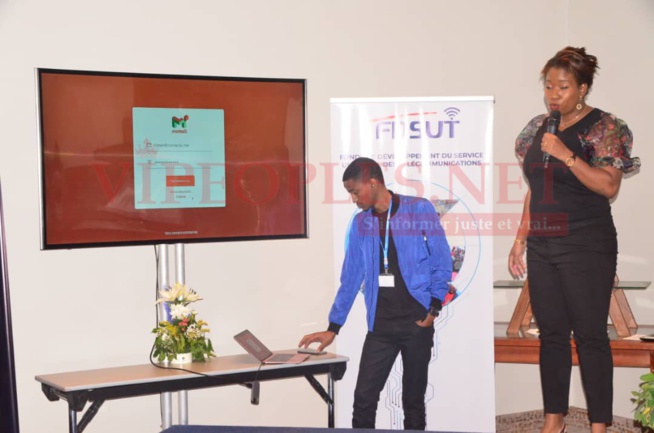 Panel des exposants à la journée des START-UPS avec le Fonds de développement du service universel des télécommunications. Panel des exposants à la journée des START-UPS avec le Fonds de développement du service universel des télécommunications.