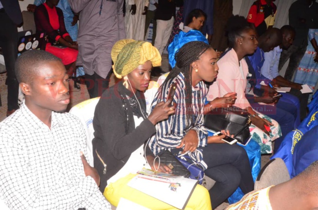 Panel des exposants à la journée des START-UPS avec le Fonds de développement du service universel des télécommunications. Panel des exposants à la journée des START-UPS avec le Fonds de développement du service universel des télécommunications.