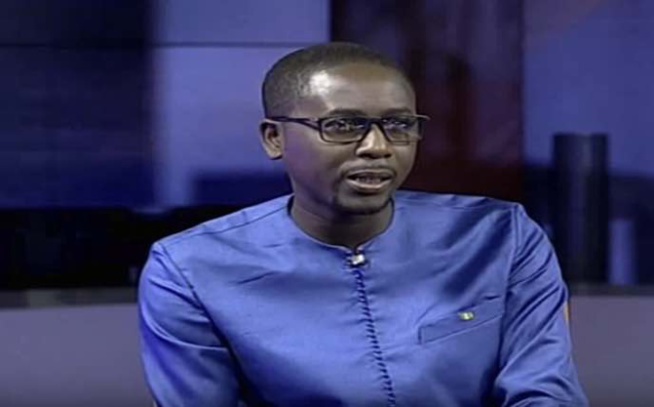 ‘’Scandale au cœur de la République’’ : Pape Alé Niang a reçu le quitus pour vendre son livre ‘’Scandale au cœur de la République’’ : Pape Alé Niang a reçu le quitus pour vendre son livre