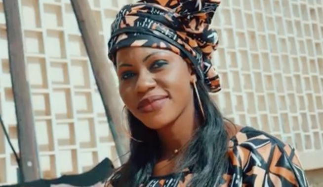 Djiby Drame - Sadio Mane (Video Officiel) Djiby Drame - Sadio Mane (Video Officiel)