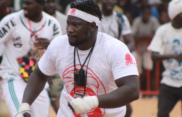 Lutte : Boy Niang crache sur 50 millions pour affronter Balla Gaye Lutte : Boy Niang crache sur 50 millions pour affronter Balla Gaye
