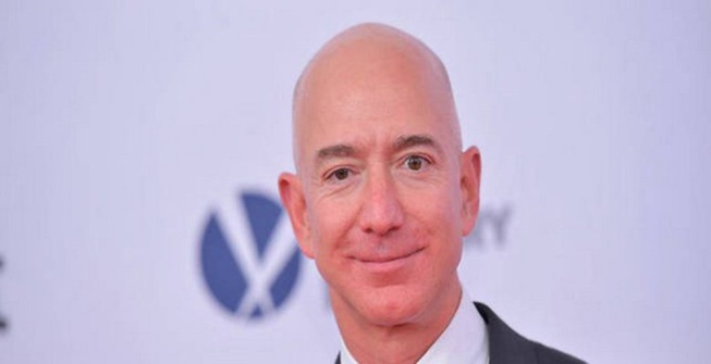 Jeff Bezos ajoute 13,2 milliards de dollars à sa fortune en 15 minutes Jeff Bezos ajoute 13,2 milliards de dollars à sa fortune en 15 minutes