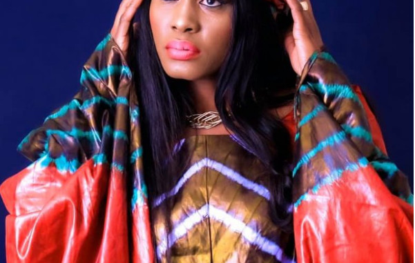 Incroyable mais vrai ! Habituée des tenues sexy, Queen Biz enfin en « Grand-Boubou » Incroyable mais vrai ! Habituée des tenues sexy, Queen Biz enfin en « Grand-Boubou »