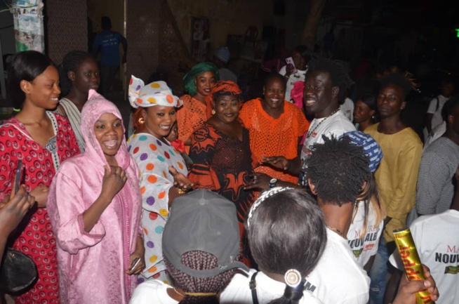 VIDÉO: 3000 Albums vendus en 24H, le fils de Moustapha Mbaye, Tarba Mbaye bat le record en 2020.