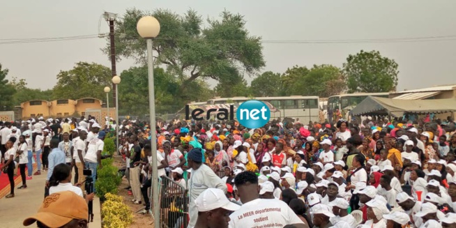 Sargal Mahammed Boun Abdallah DIONNE: Gossas a déroulé le tapis rouge à l'ancien Pm ( Photos - Vidéo ) Sargal Mahammed Boun Abdallah DIONNE: Gossas a déroulé le tapis rouge à l'ancien Pm ( Photos - Vidéo )