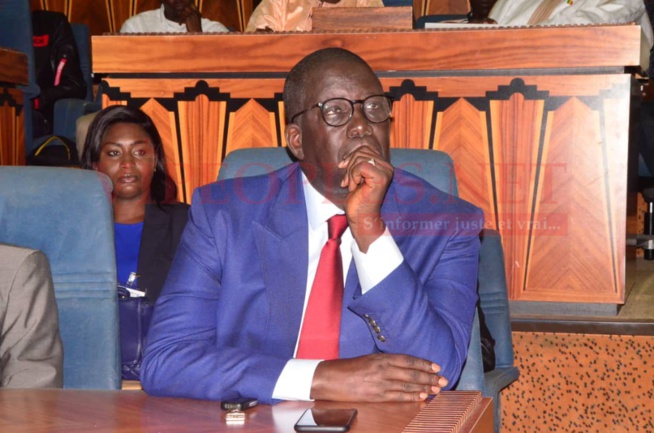 Forum du 1er emploi, le MEDS du président Mbagnick Diop réussit le pari de l19 eme éditions. Forum du 1er emploi, le MEDS du président Mbagnick Diop réussit le pari de l19 eme éditions.