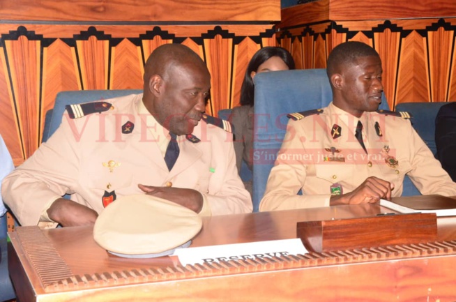Forum du 1er emploi, le MEDS du président Mbagnick Diop réussit le pari de l19 eme éditions. Forum du 1er emploi, le MEDS du président Mbagnick Diop réussit le pari de l19 eme éditions.