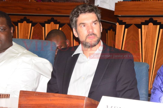 Forum du 1er emploi, le MEDS du président Mbagnick Diop réussit le pari de l19 eme éditions. Forum du 1er emploi, le MEDS du président Mbagnick Diop réussit le pari de l19 eme éditions.